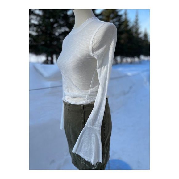 Free People Cecilia Tee Evening Cream XS NWT Bell Sleeves Sheer Fitted Crew - Picture 12 of 15